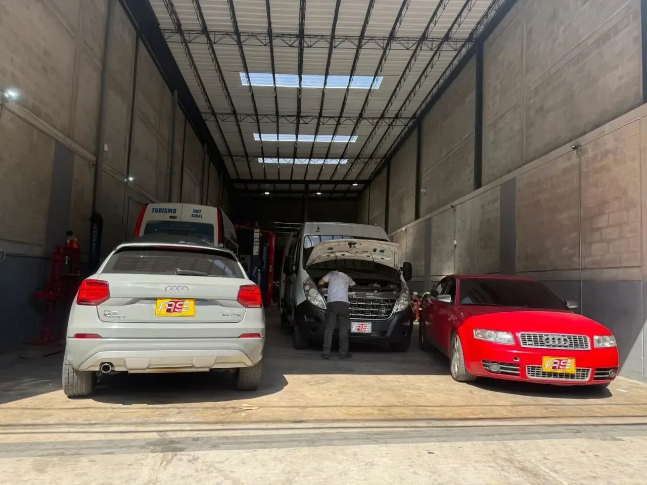 Taller Autosservice Premium en Medellín