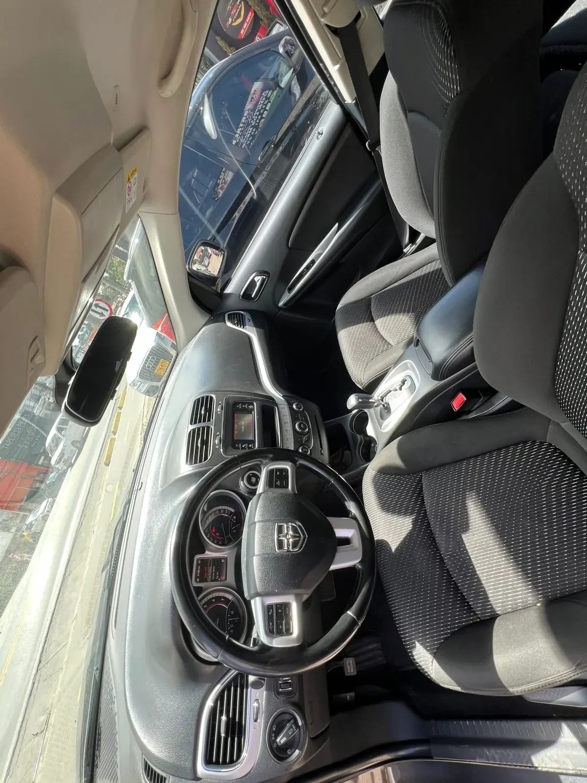 Dodge Journey SE 2.4L - Vista 5