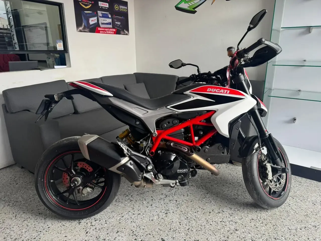 Ducati Hypermotard SP Special 821