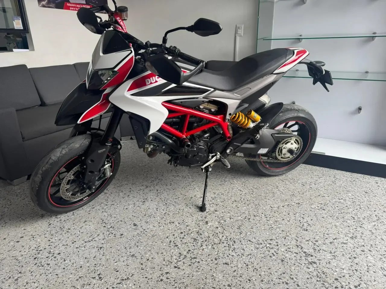 Ducati Hypermotard SP Special 821